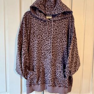 American Eagle Purple Leopard Jegging Fit Hoodie